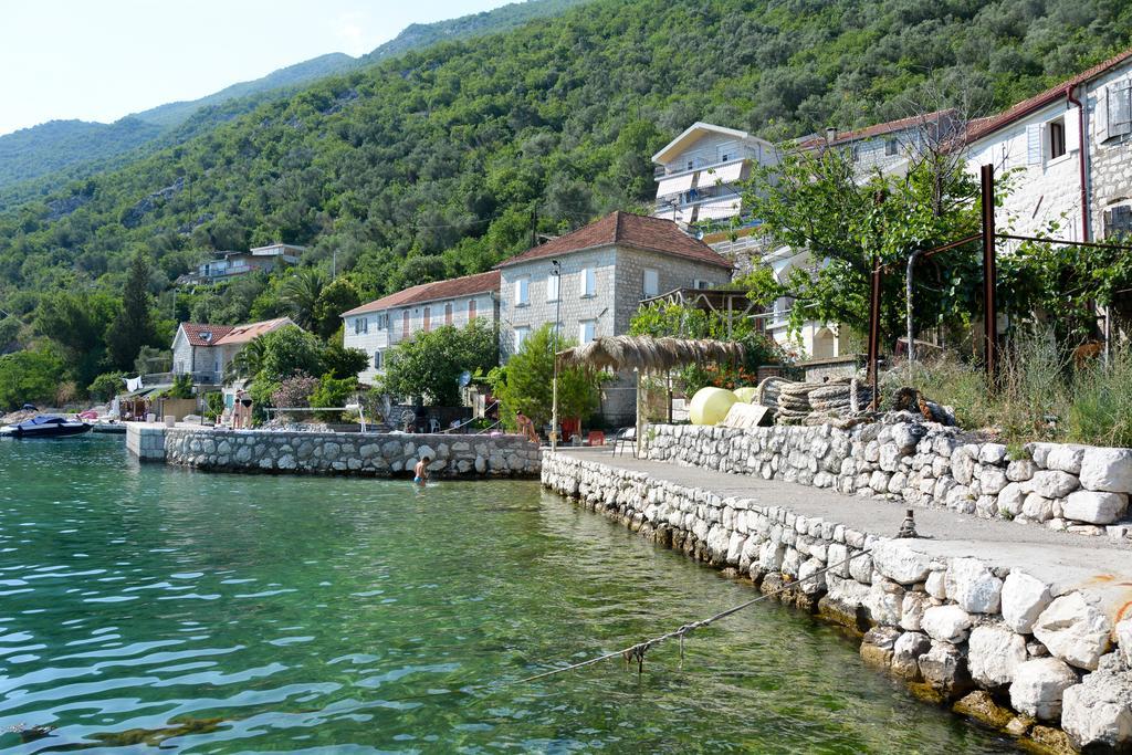 Apartments Krivokapic Perast Exterior photo