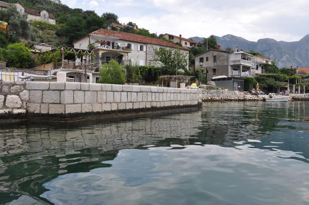 Apartments Krivokapic Perast Exterior photo